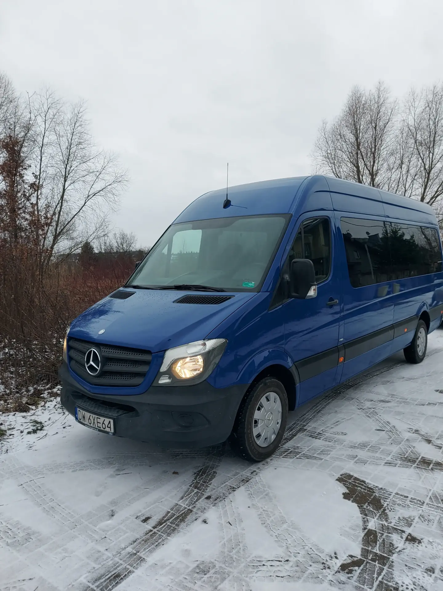 Bus Mercedes do transferów lotniskowych